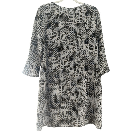 Garnet Hill 100% Silk Bell Flare Sleeve Shift Beige Black Midi Dress size 10 - Picture 4 of 9